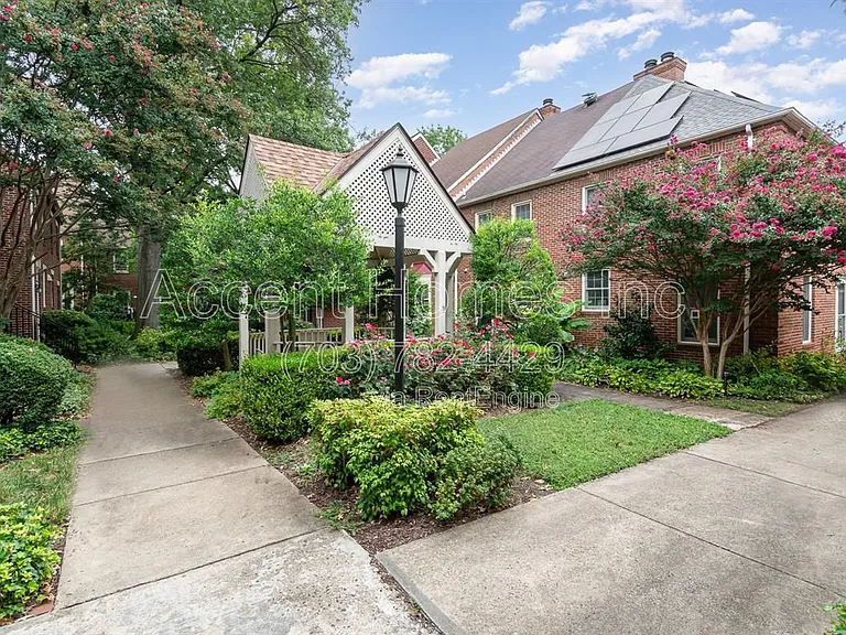 449 Old Town Ct — Photo 33