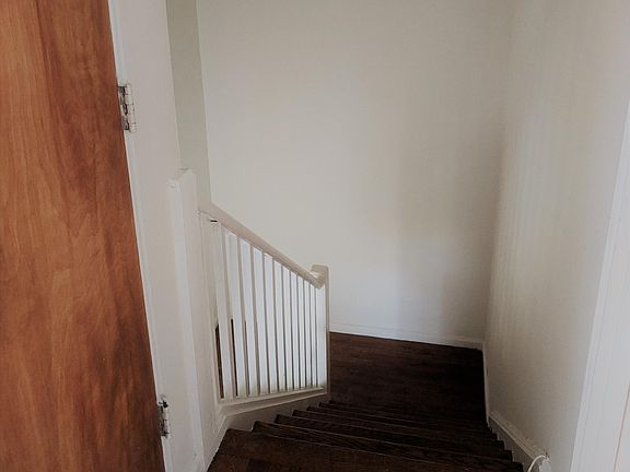 2nd image of 23 Avenell Ln