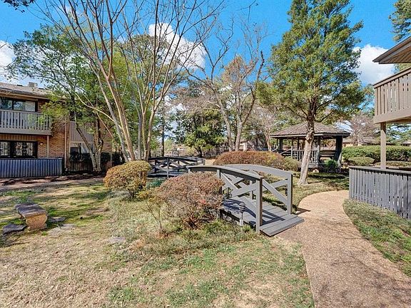 5th image of 4762 Eagle Crest Dr #4001