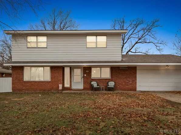 143 Ramblewood Rd, Bartlesville, OK 74003