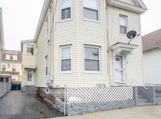 34 Phillips St, Lawrence, MA 01843