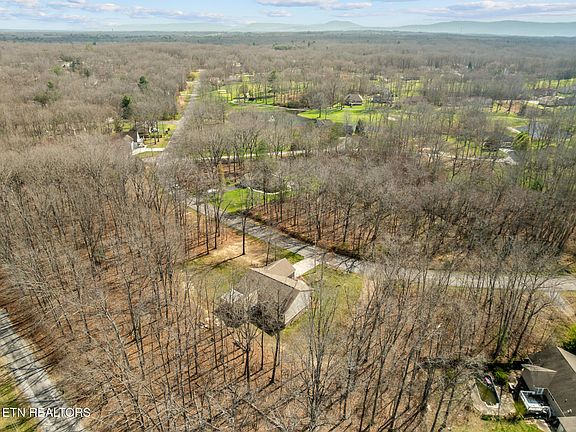4th image of 7119 Big Horn Dr