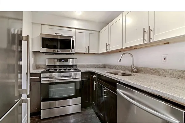 Rented by Corcoran | media 15