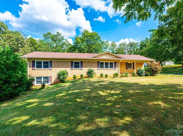 2628 27th St NE, Hickory, NC 28601