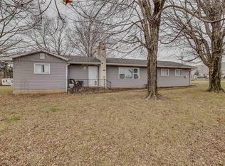 4929 Flat River Rd, Farmington, MO 63640