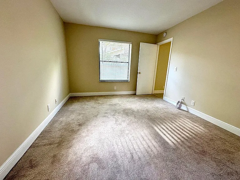 21904 Lake Forest Cir #101 — Photo 6
