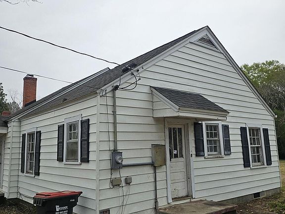 2nd image of 5781 Scotland Avenue