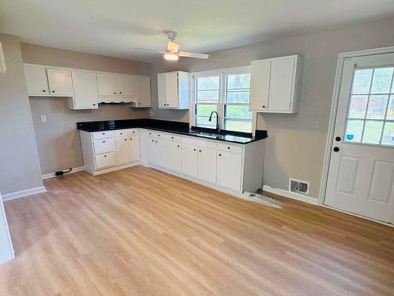 3rd image of 7709 Kim Dr