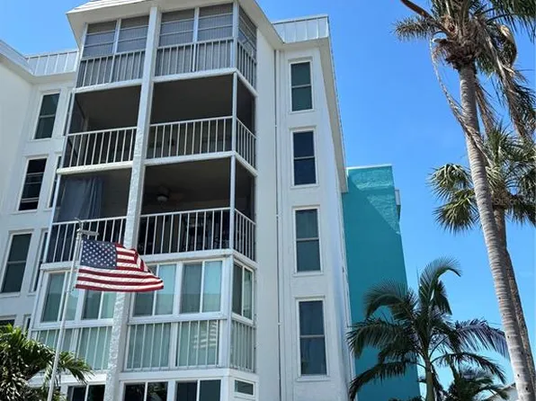 4904 38th Way S, Saint Petersburg, FL