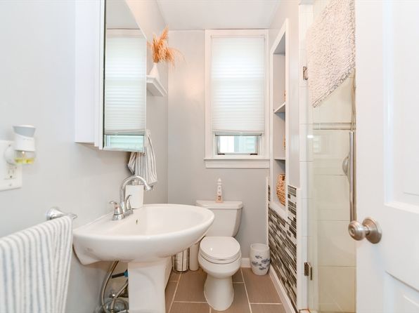 boston-massachusetts-59121008 picture