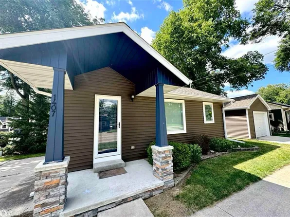 1407 S Shore Dr, Clear Lake, IA 50428