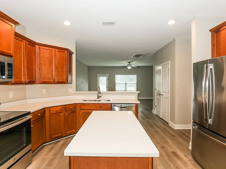 231 Galway Ln — Photo 6