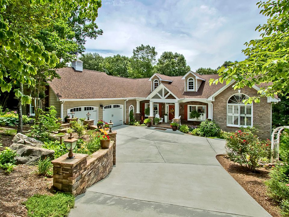 1st image of 108 Tanasi Dr