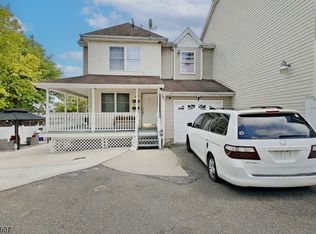 337 18th Ave, Newark, NJ 07108