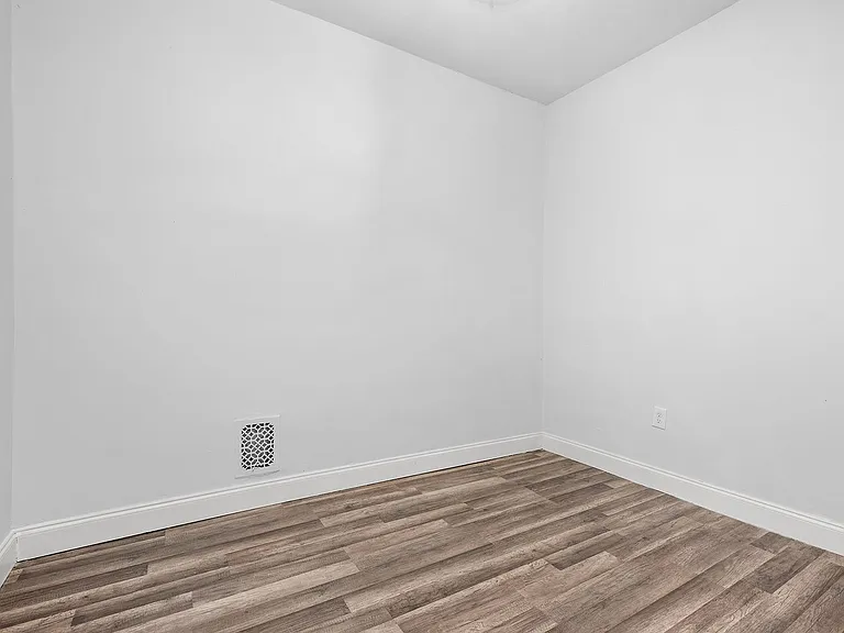 627 N Lakewood Ave — Photo 22