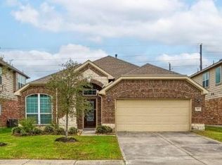 507 American Black Bear Dr, Crosby, TX 77532