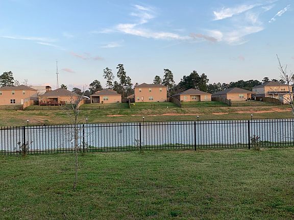 3rd image of 30938 W Lost Creek Blvd
