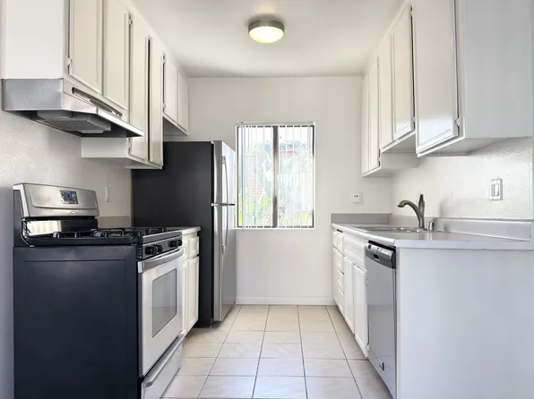 128 Avenida Las Brisas APT C, Oceanside, CA 92057