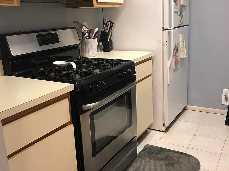 106 Daffodil Dr — Photo 7