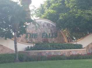 500 Cascade Falls Dr, Weston, FL 33327