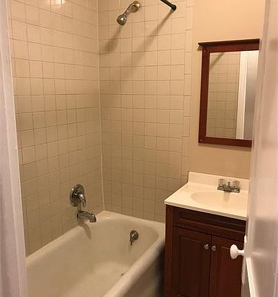 5th image of 2119-21 S Euclid Ave #9