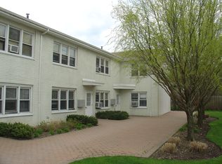 326 W Park Ave APT 2B, Long Beach, NY 11561
