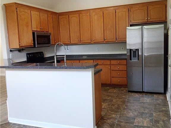 5th image of 1109 Larkspur Dr