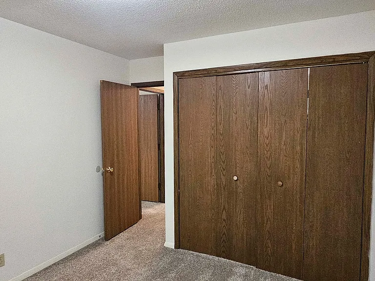 904 Hartwell Dr — Photo 18