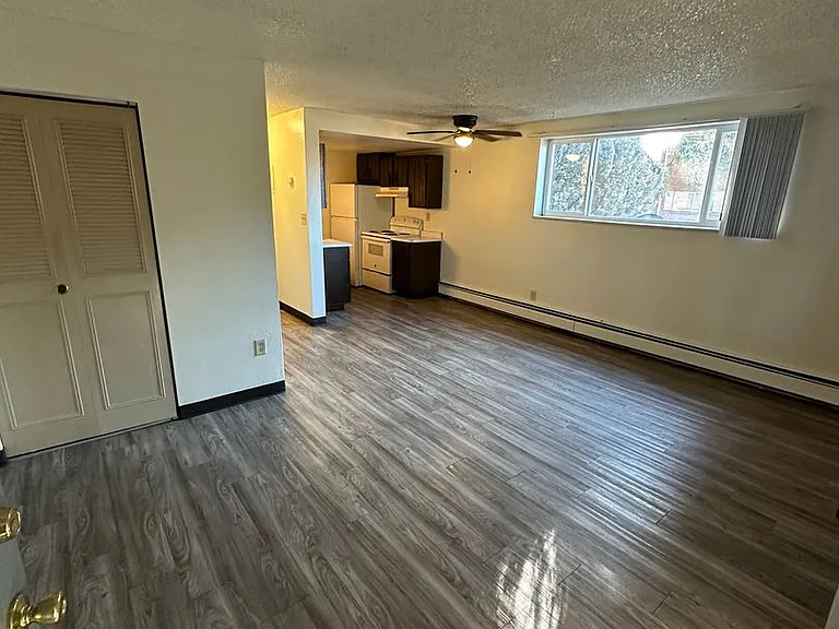 BR2215 — Photo 13