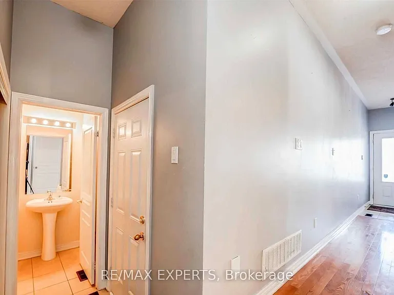 31 Vincent St — Photo 5