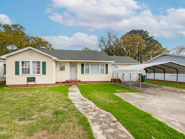 2710 Dalbor St, Jeanerette, LA 70544