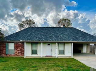 13519 Chase St, Gonzales, LA 70737