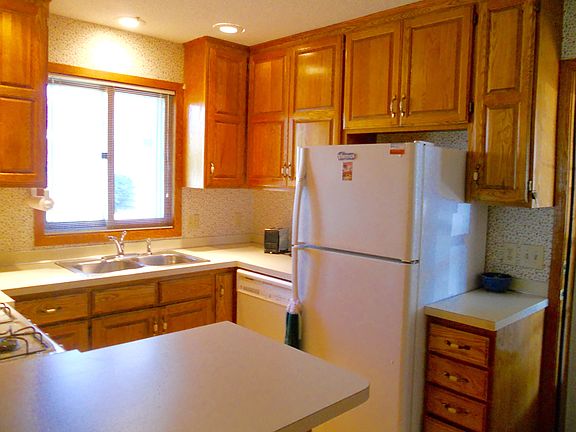 3rd image of 1547 Creek Meadow Dr NW