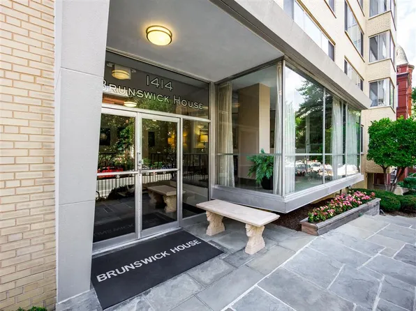 Brunswick House, 1414 17th St NW #506, Washington, DC 20036