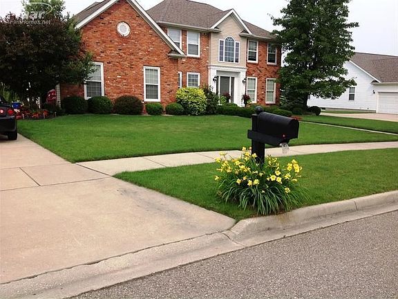 4th image of 8316 Parkside Dr