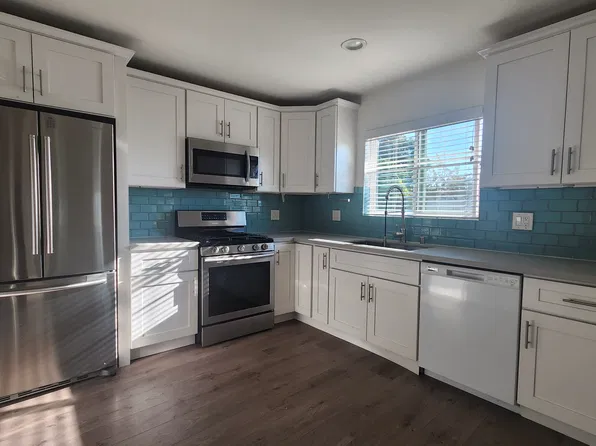 3420 Holyoke Dr #3422, Los Angeles, CA 90065