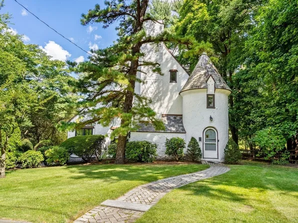 115 Dorset Rd, Newton, MA 02468