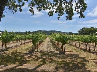 121 Pleasant Ave, Windsor, CA 95492