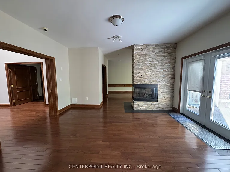 307 Hendon Ave — Photo 5