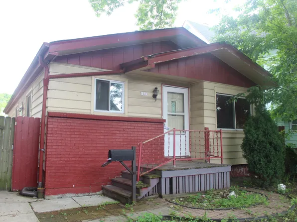 1223 S 20th St, Milwaukee, WI 53204