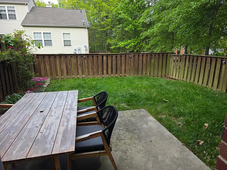 1415 Providence Blvd — Photo 19