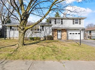 100 Eaton Rd, Rochester, NY 14617