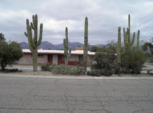 7075 E Arrowhead Dr, Tucson, AZ 85715