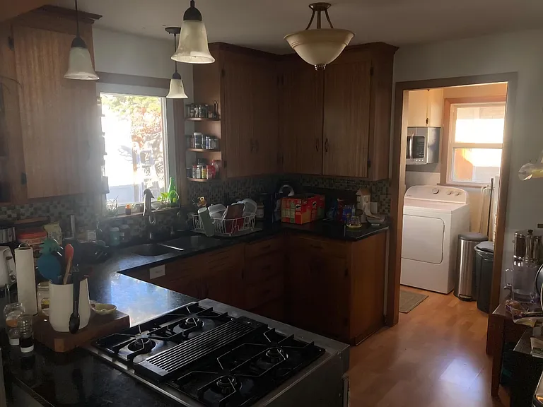 817 Lincoln St — Photo 7