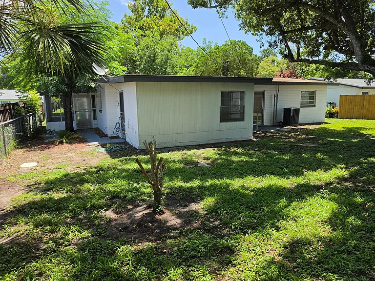640 Westward Cir — Photo 44