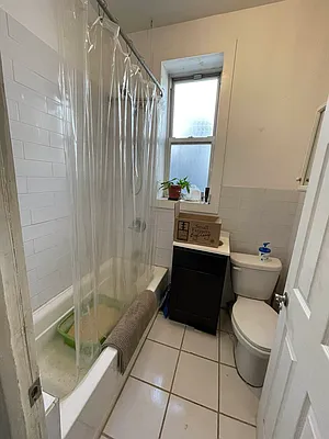 Rented by Delmark Realty LLC | media 23