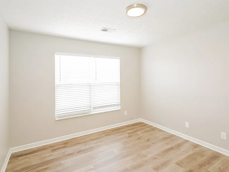 123 Ivy Hill Ln — Photo 13