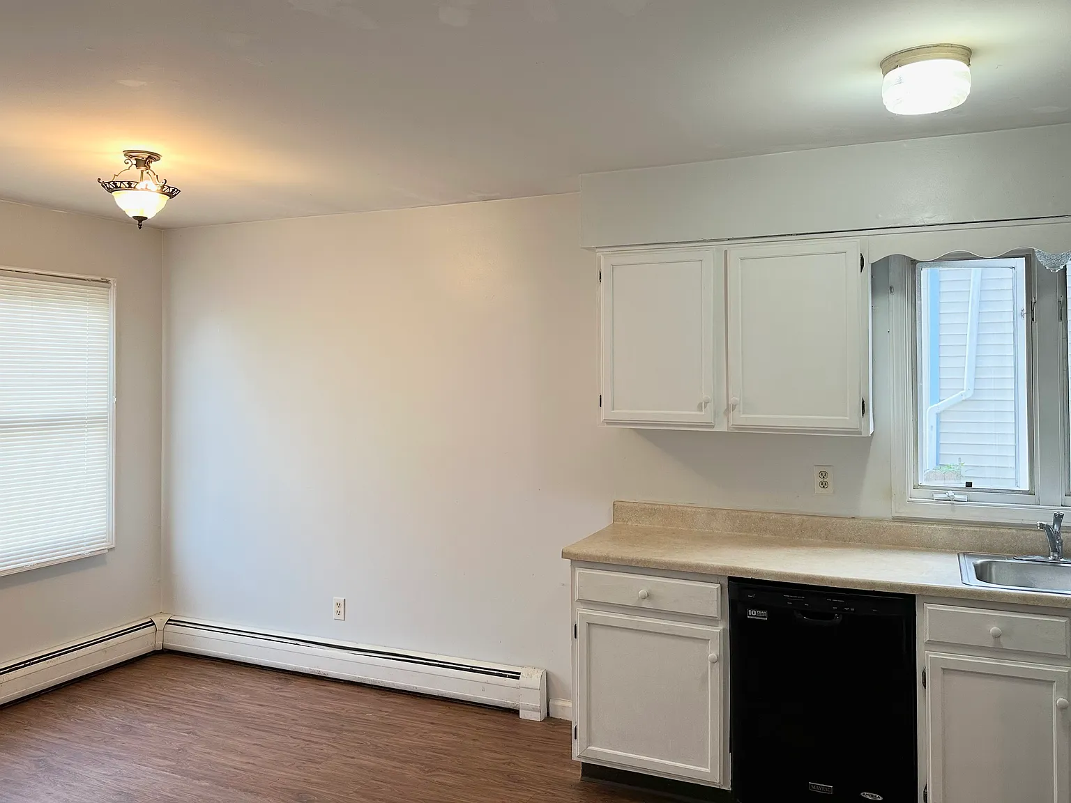 3 bed, 1.5 bath, 1218 sqft, $2,750 — Photo 4