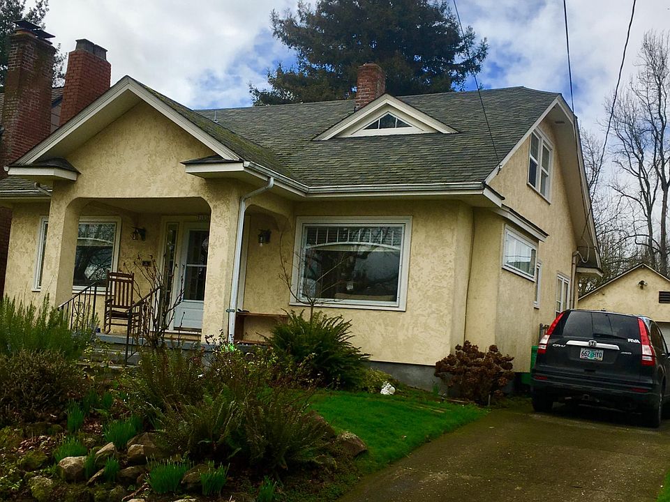 Three bedroom Westmoreland house