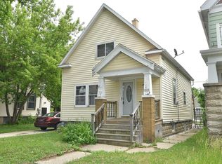 3030 S 8th St, Milwaukee, WI 53215